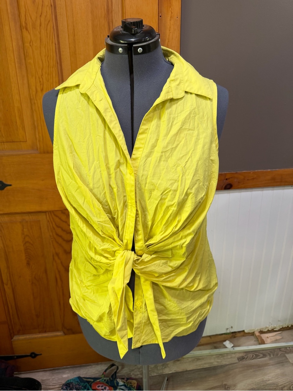 Nine West Bright Yellow Tie-Front Sleeveless Collared Top
